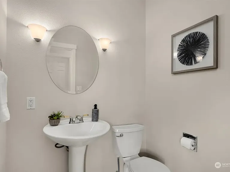 Powder room