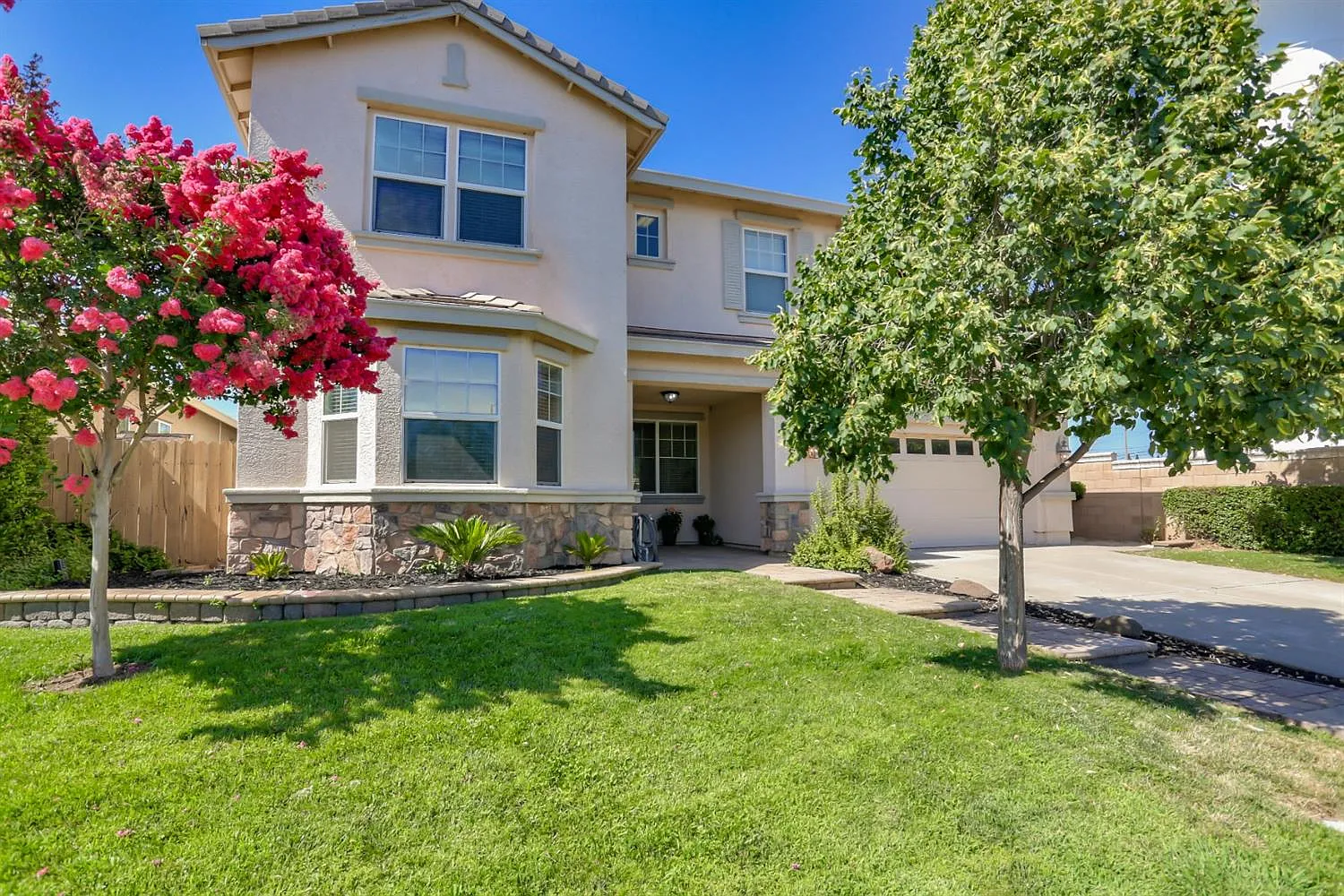 3265 Oselot Way photo 1