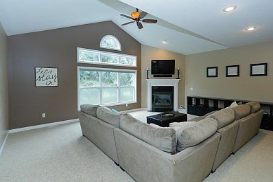 7583 Bingham Ave-104