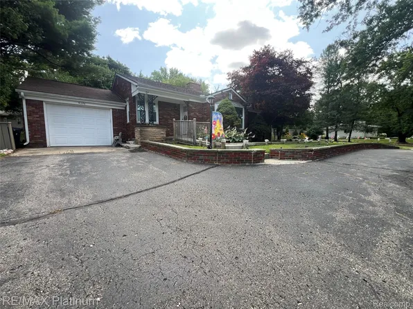 6725 Laurelton, Clarkston, MI 48346