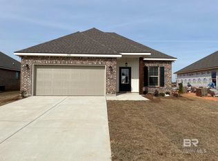 17111 Lafayette Dr, Robertsdale, AL 36567