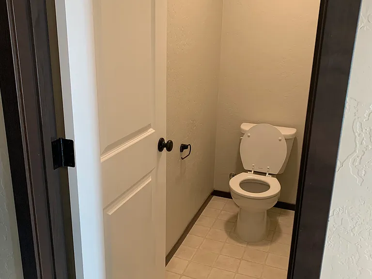 6010 Latah Ln — Photo 11