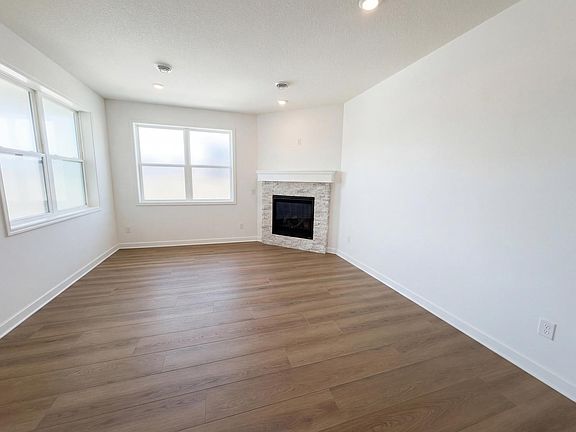 3rd image of 10925 Glacier Ln N