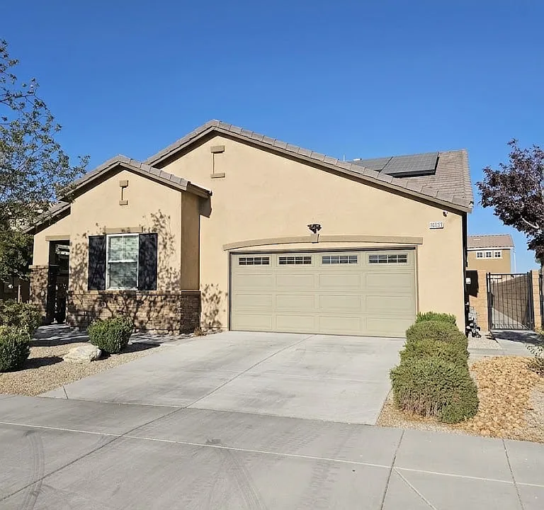 15023 Mandalay Ln
