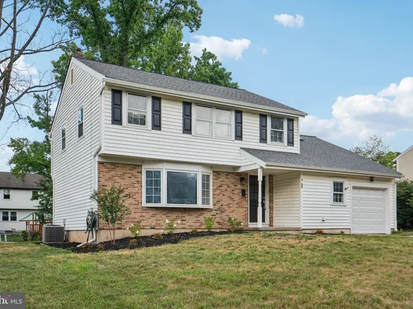 2434 Yellowstone Rd, Cinnaminson, NJ 08077