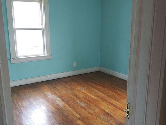 5th image of 1681 Lincoln Ave APT 7