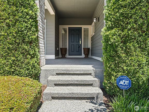 3rd image of 15372 SE 160th Place