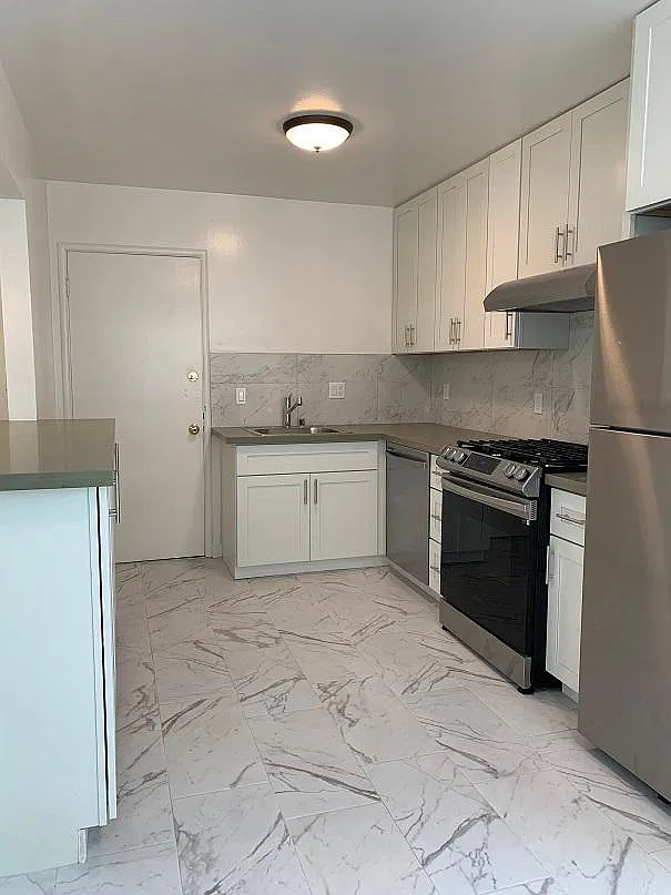 1 bed, 640 sqft, $2,695 — Photo 3