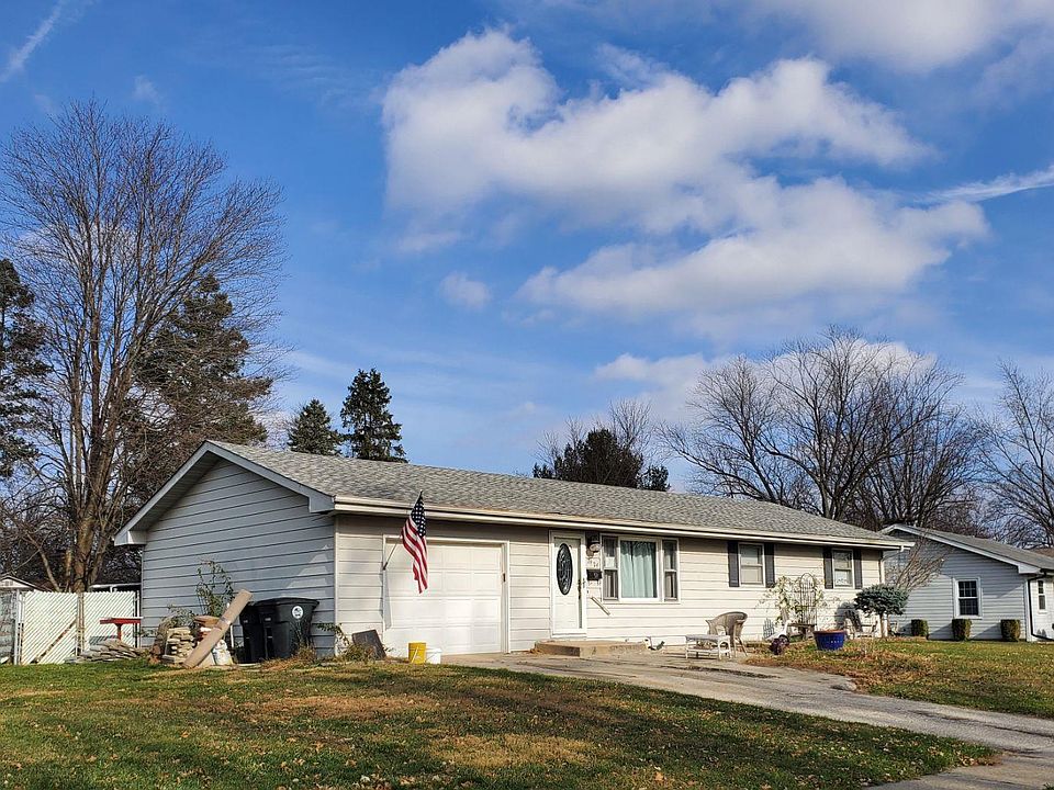 1st image of 2924 McAfee Dr