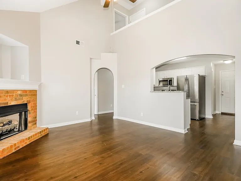 10115 Cross Valley Dr — Photo 6