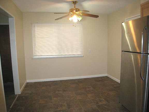 5th image of 1287 McGregor Ave