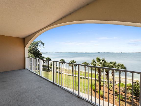 3rd image of 2400 Grandiflora Blvd #308