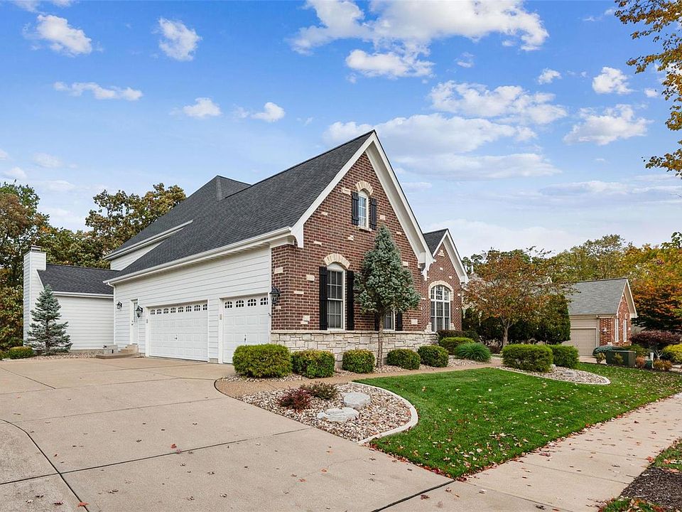 16343 Wynncrest Falls Way, Chesterfield, MO 63005 Zillow