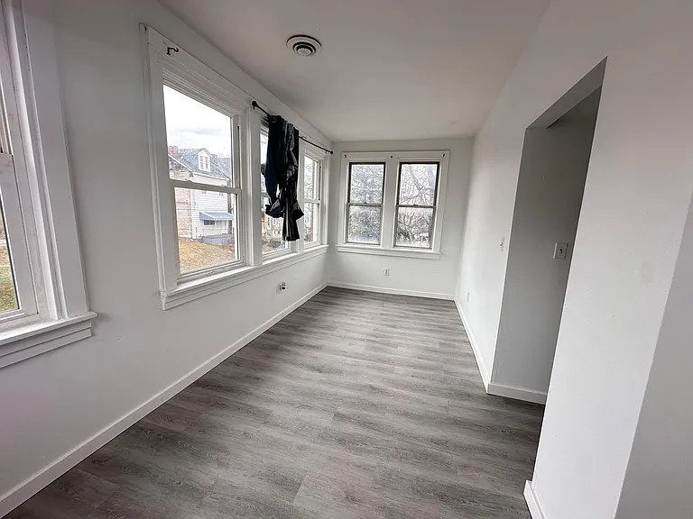 132 Charles St — Photo 13