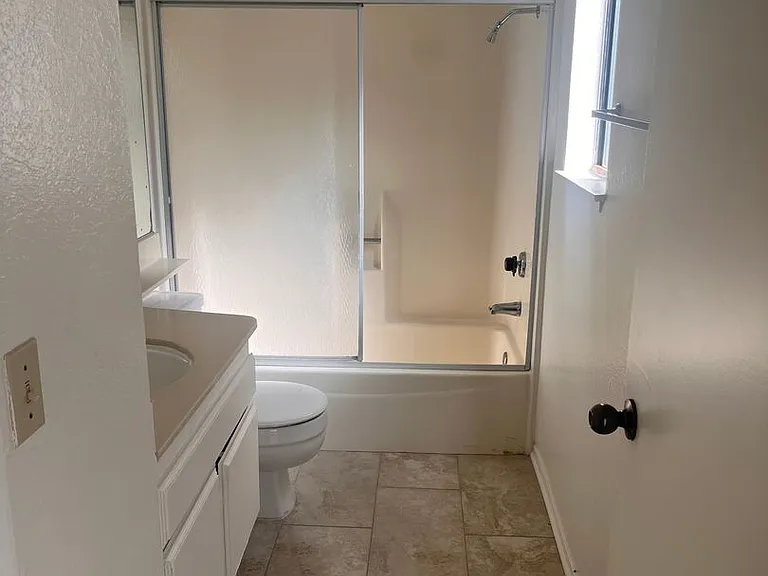 24874 Red River Rd — Photo 8