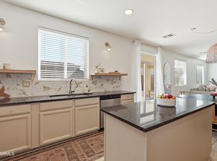 495 E Navajo Trl, San Tan Valley, AZ 85143