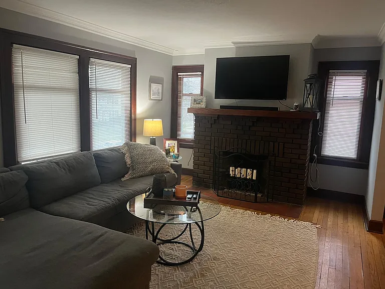 1533 Cohassett Ave #UP — Photo 2