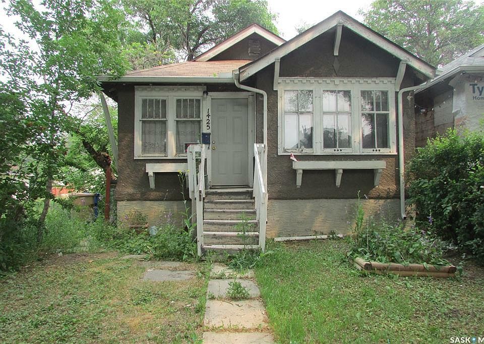 2nd image of 1425 Garnet St