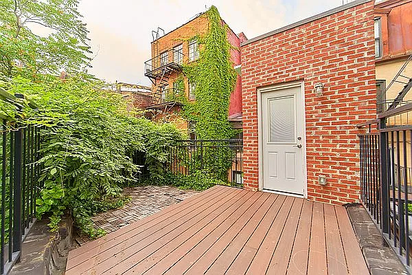 Rented by Living New York | media 8