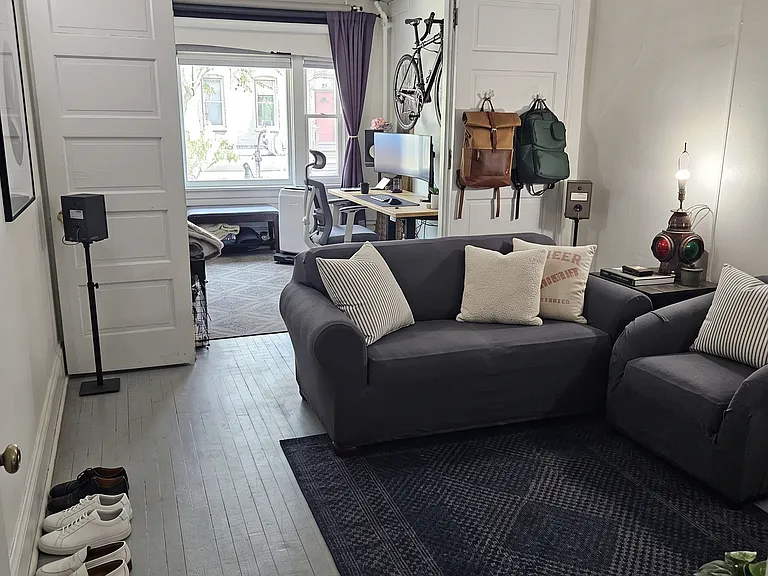 433 State St #1 — Photo 1