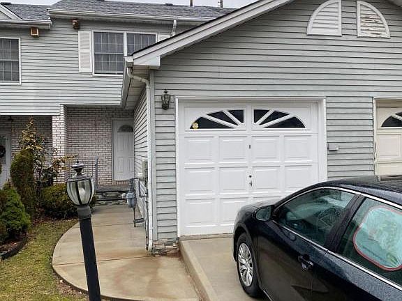 2nd image of 29 Slayton Ave
