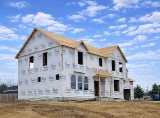 6802 Cork Dr, West Chester, OH 45069