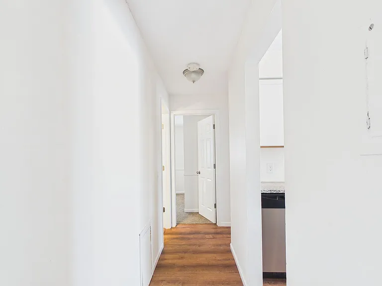 10213 34th St W — Photo 6