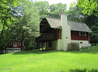 93 Knollwood Rd, Lake Ariel, PA 18436