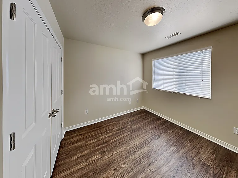 456 W Bountiful Way — Photo 12