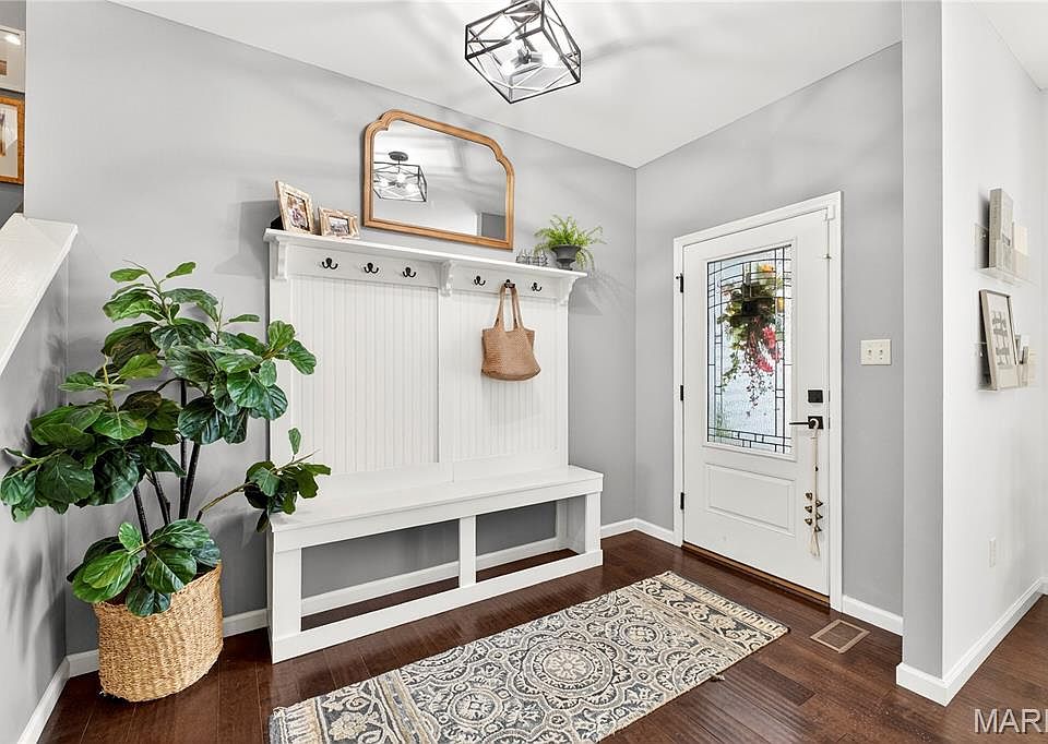 2768 Brook Hill Lane St, Charles, MO 63303 | Zillow