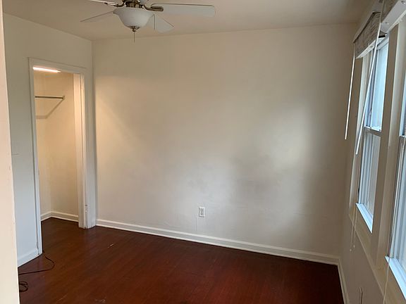 5th image of 914B Lancaster St