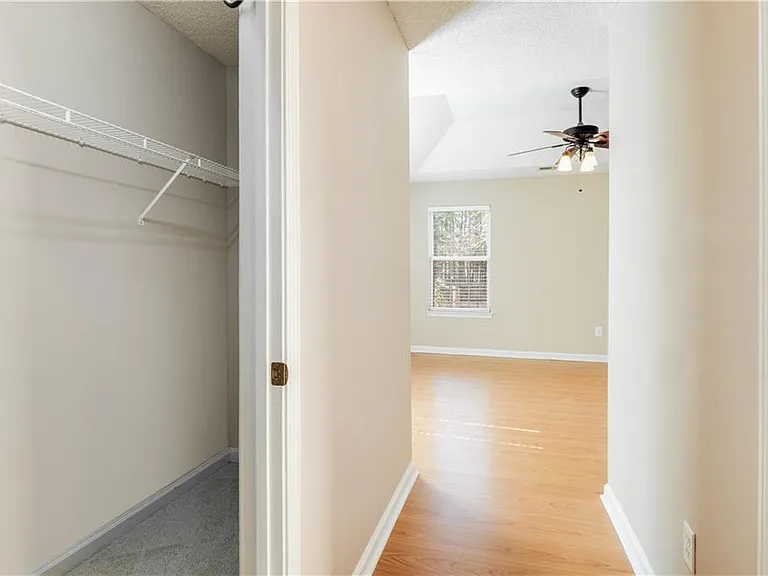 4209 Zephyrhills Dr NW — Photo 23