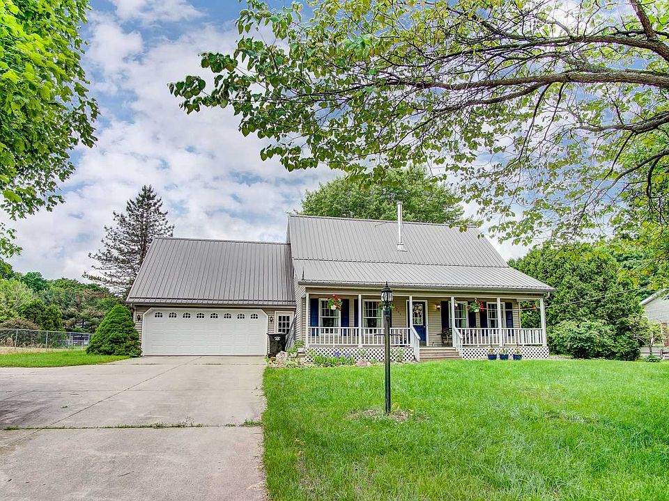 1st image of 58433 Woodsbrook Ln
