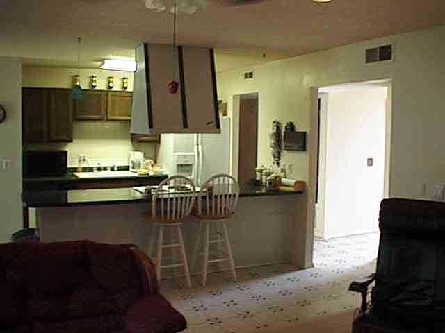 2nd image of 1216 S Penn Ln