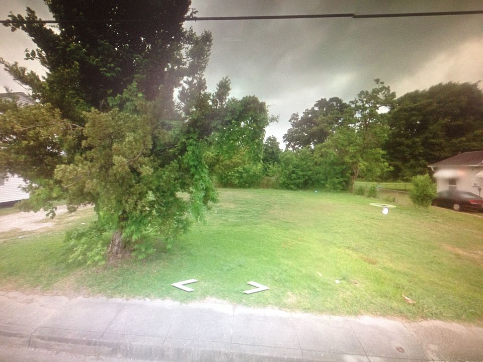 2nd image of 139 Garnet Ave