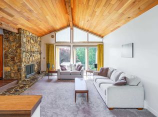 27573 Sayers Cres, Maple Ridge, BC V2W 1N3