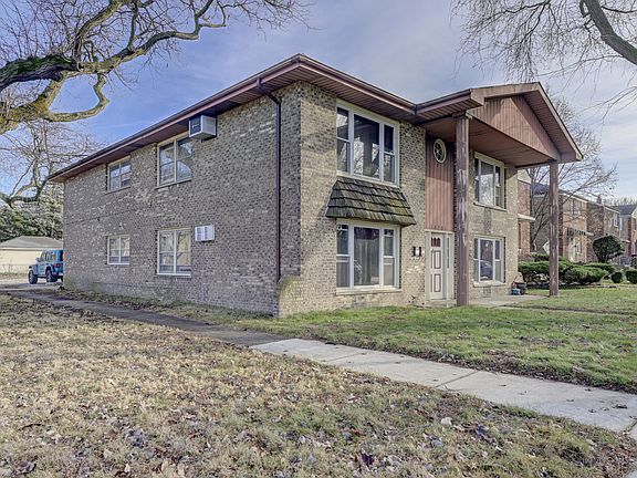 2nd image of 14201 S Mackinaw Ave