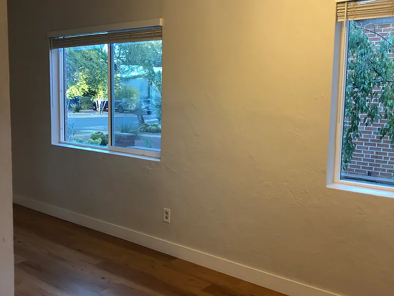3022 E 1st St #1 — Photo 11