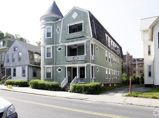 86A Elm St APT 3, Worcester, MA 01609