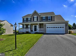 2282 Water Garden Dr, Hanover, PA 17331