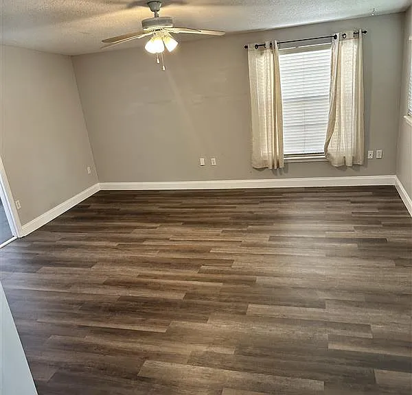 3321 Hargill Dr — Photo 16