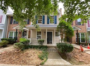 8239 Golf Ridge Dr, Charlotte, NC 28277