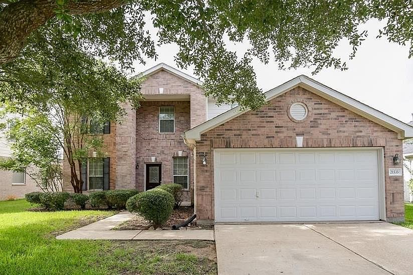 1st image of 21535 Pointed Oak Ln