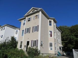 8 Ashton St, Worcester, MA 01605