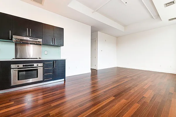 Rented by REAL New York | media 11
