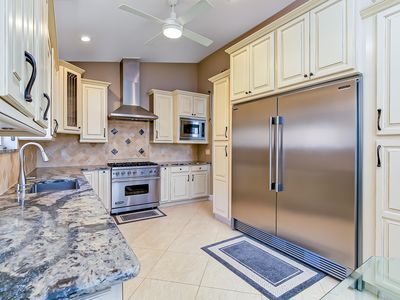 368 NW Sunview Way, Port Saint Lucie, FL, 34986
