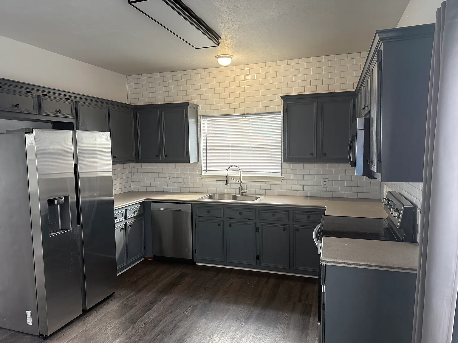 4 bed, 1840 sqft, $1,900 — Photo 4