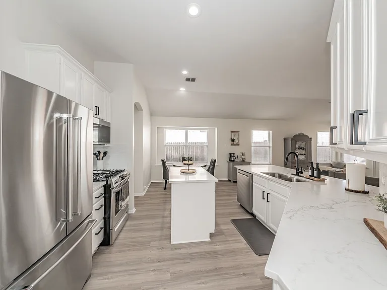 9040 Weller Ln — Photo 9