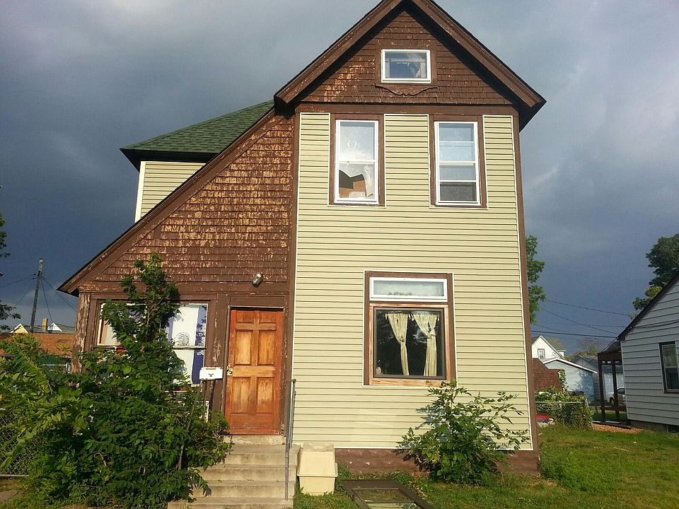 1st image of 4022 Dupont Ave N
