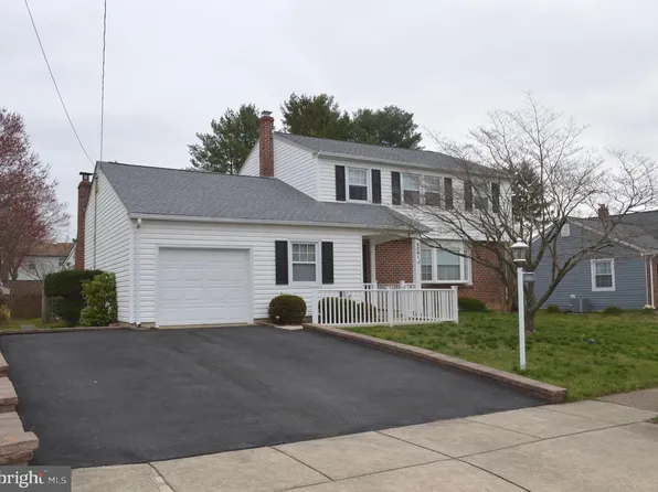 4361 Marianne Dr, Brookhaven, PA 19015